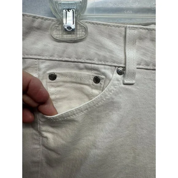 Guess Medium Rise Skinny Sarah Fit White Jeans - Picture 3 of 14